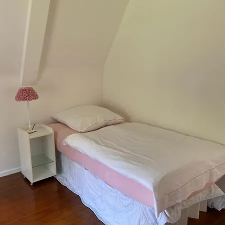 Holiday home Erholung Am Deich Glueckstadt